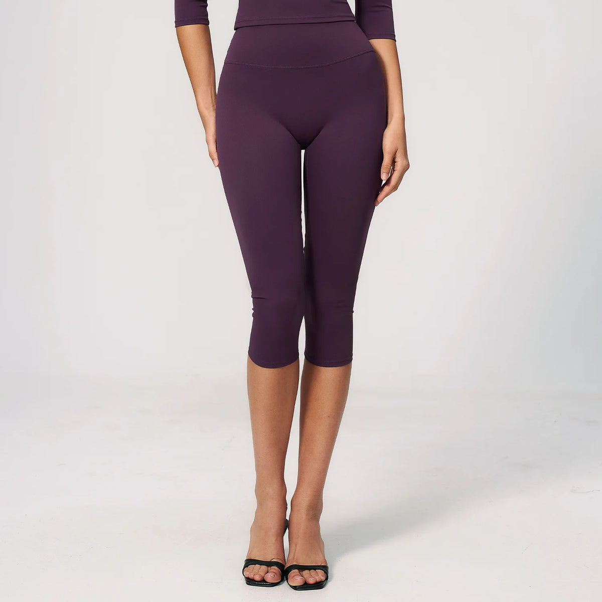 High-Waist Capri Yoga Leggings